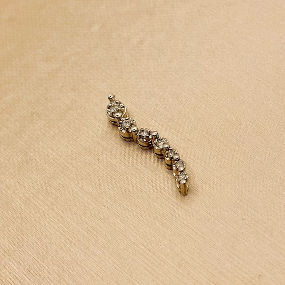 EUC Sterling Silver Journey Diamond Pendant - Picture 9 of 15